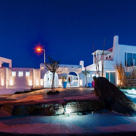 פליראקי Kouros Exclusive Hotel & Suites - Adults Only מראה חיצוני תמונה