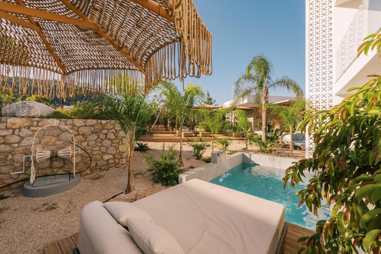 פליראקי Kouros Exclusive Hotel & Suites - Adults Only מראה חיצוני תמונה